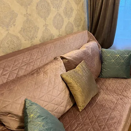 Little Paris Gare Du Nord * Bukareszt