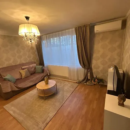 Little Paris Gare Du Nord * Bükreş