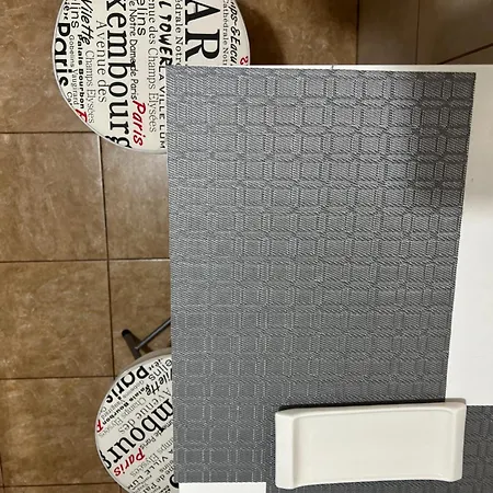 Little Paris Gare Du Nord Apartament